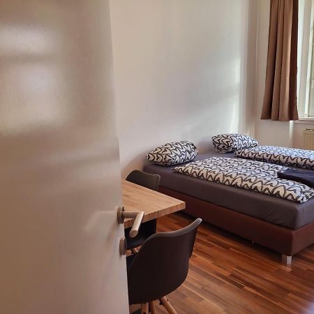 Apartment Schweglerstrasse - Near Stadthalle Vienna Esterno foto