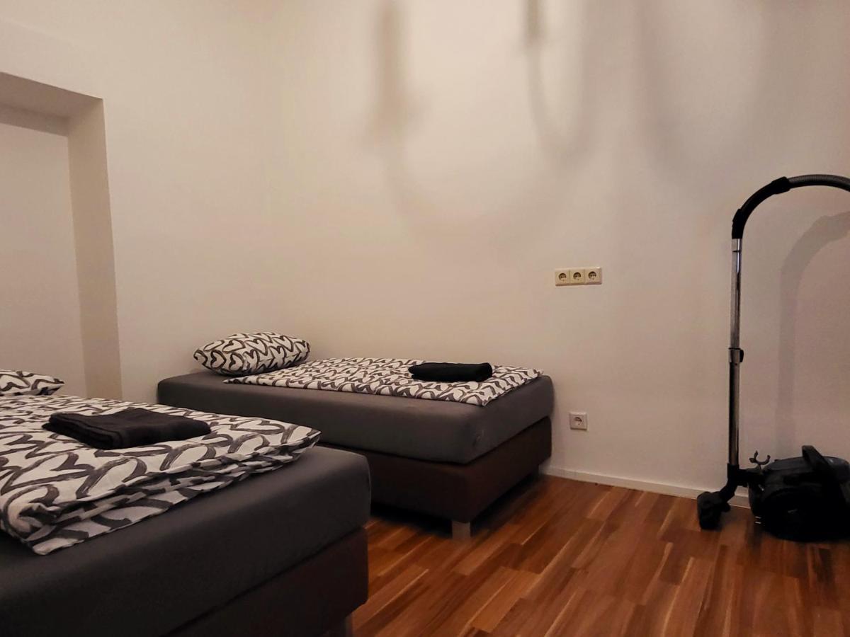 Apartment Schweglerstrasse - Near Stadthalle Vienna Esterno foto