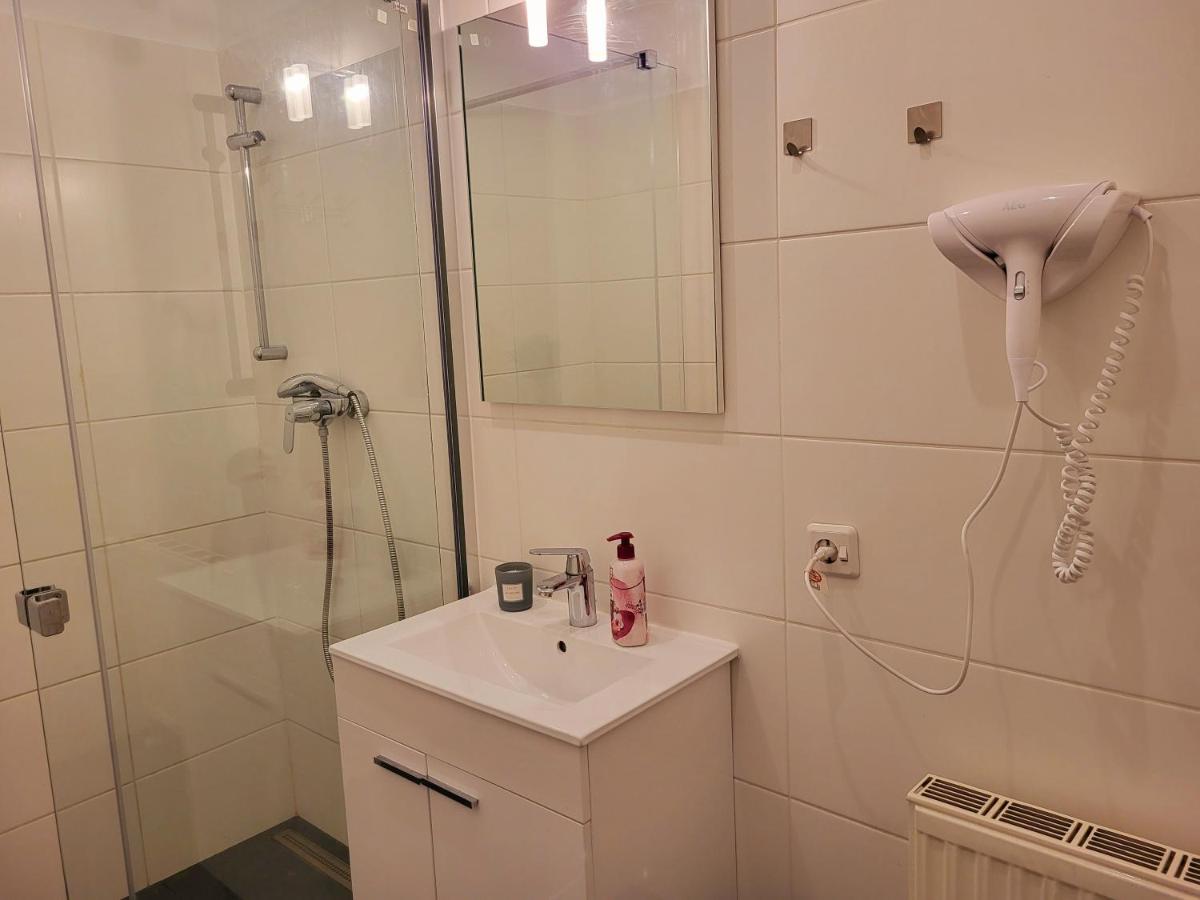 Apartment Schweglerstrasse - Near Stadthalle Vienna Esterno foto
